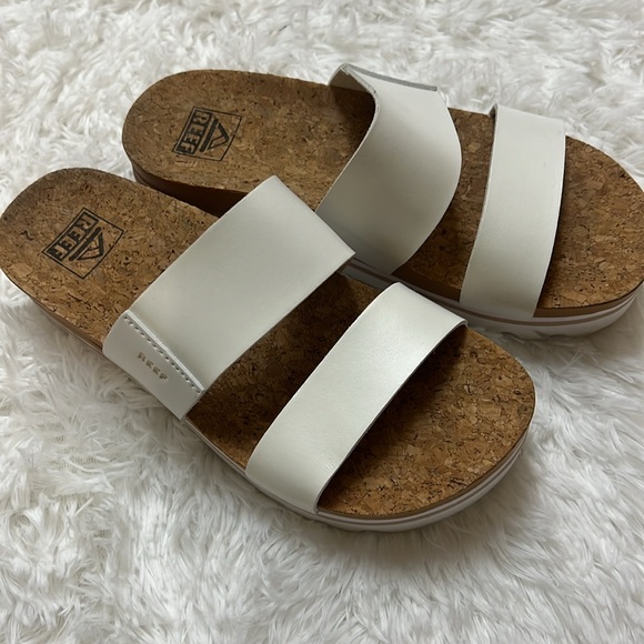 REEF Cushion Vista Hi - Cloud - Picture 3 of 3